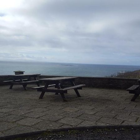 Sliabh Liag Inn Carrick  Buitenkant foto