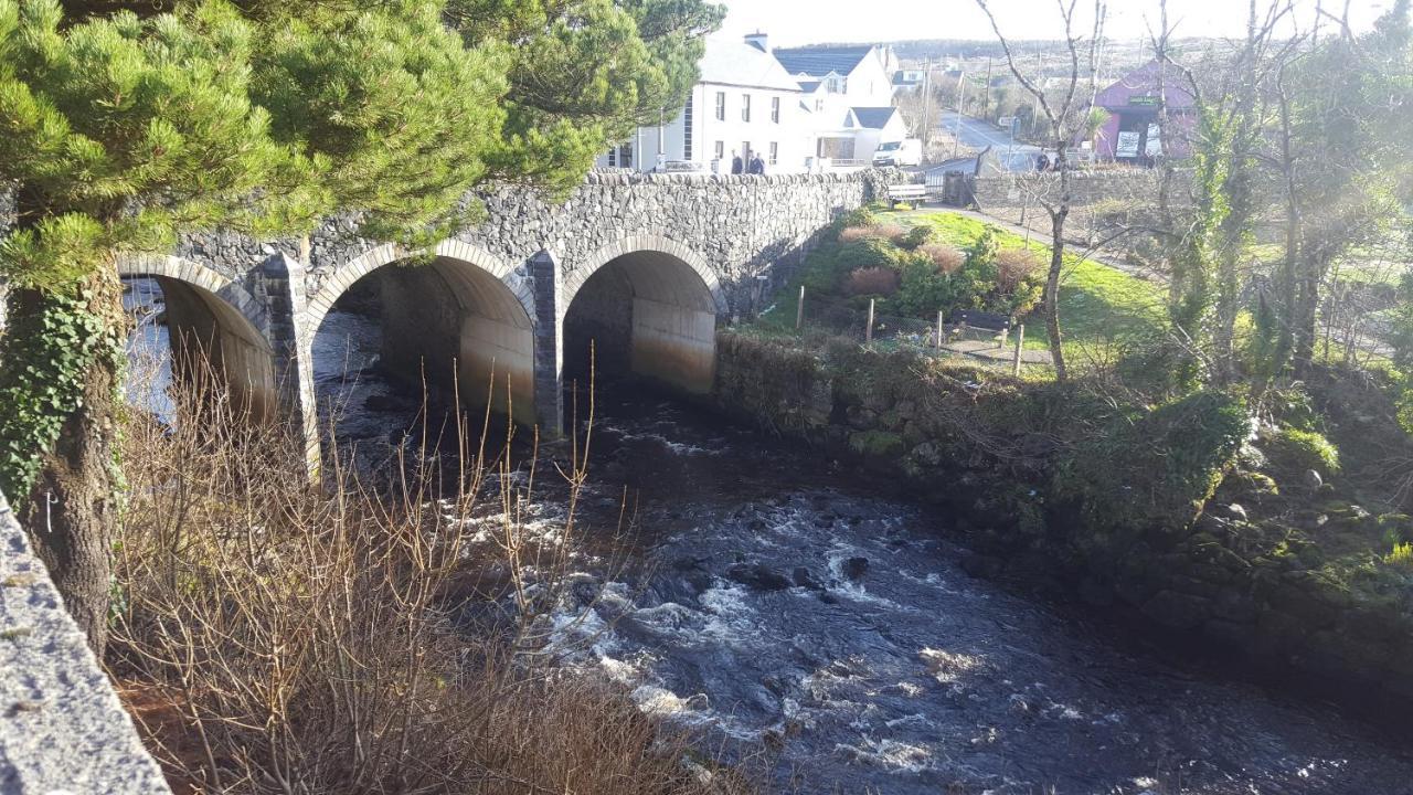 Sliabh Liag Inn Carrick  Buitenkant foto