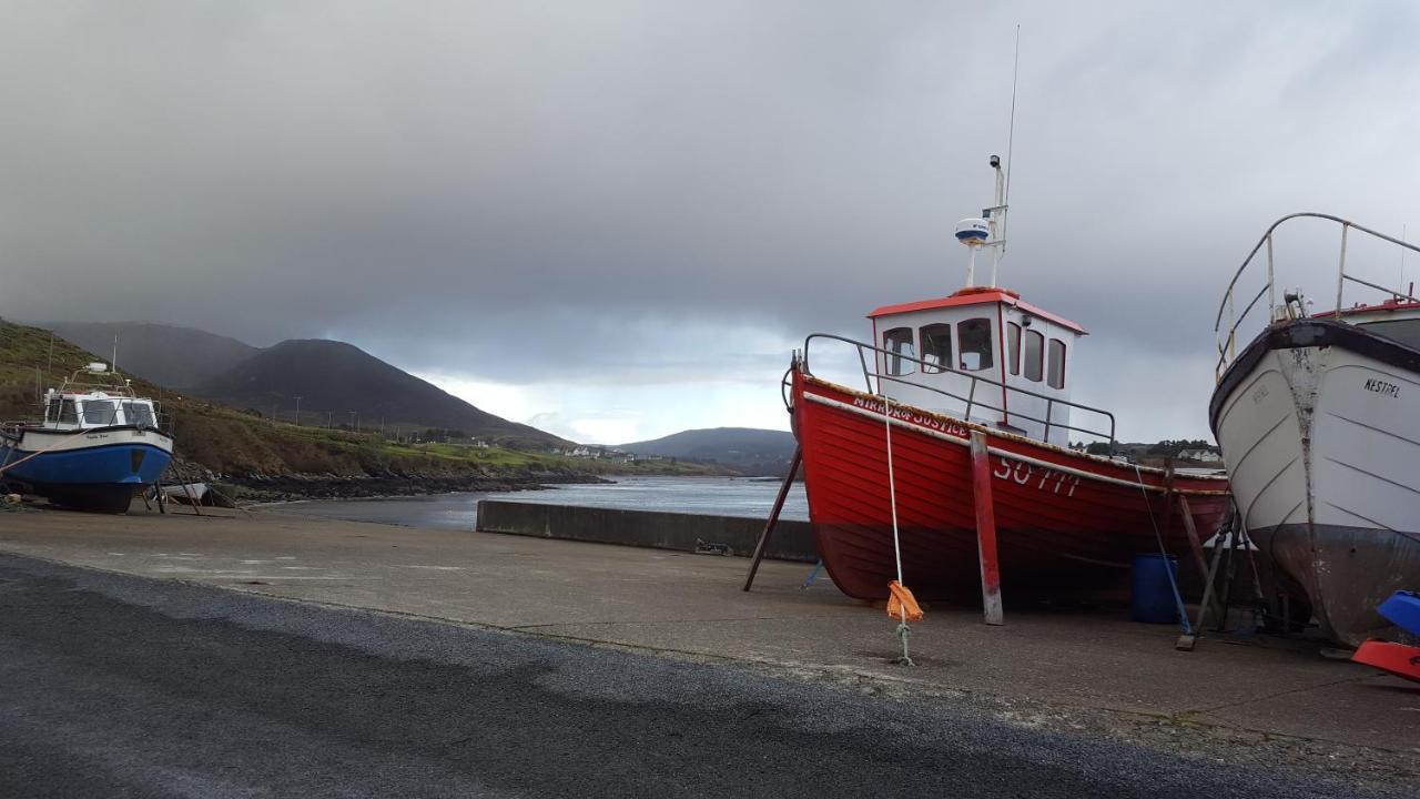 Sliabh Liag Inn Carrick  Buitenkant foto