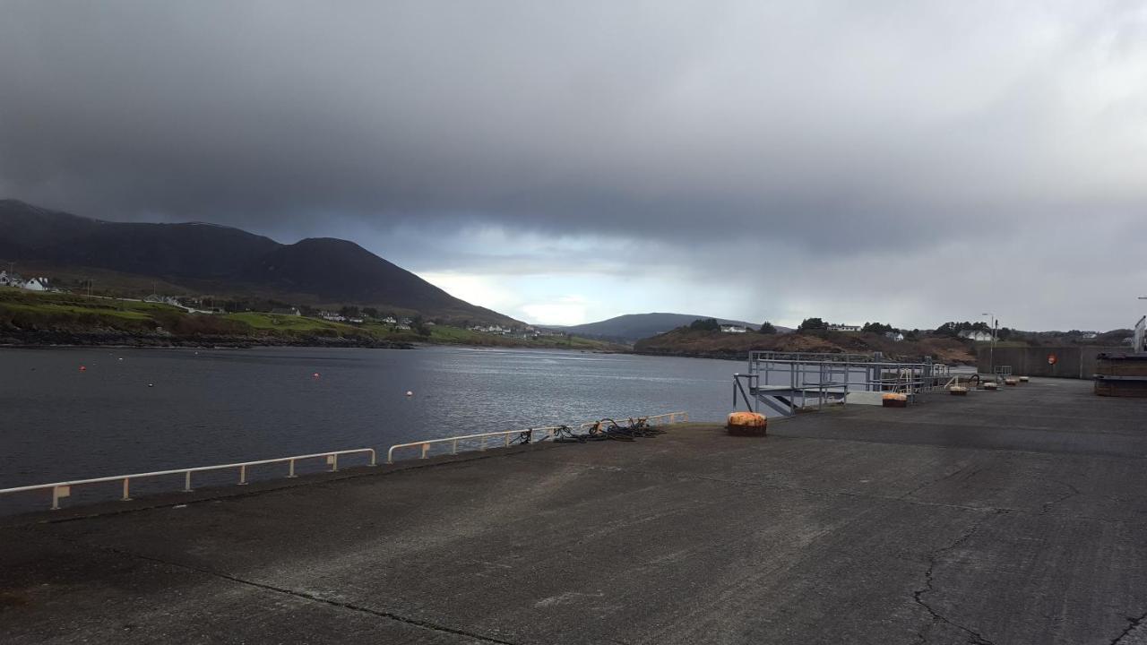 Sliabh Liag Inn Carrick  Buitenkant foto